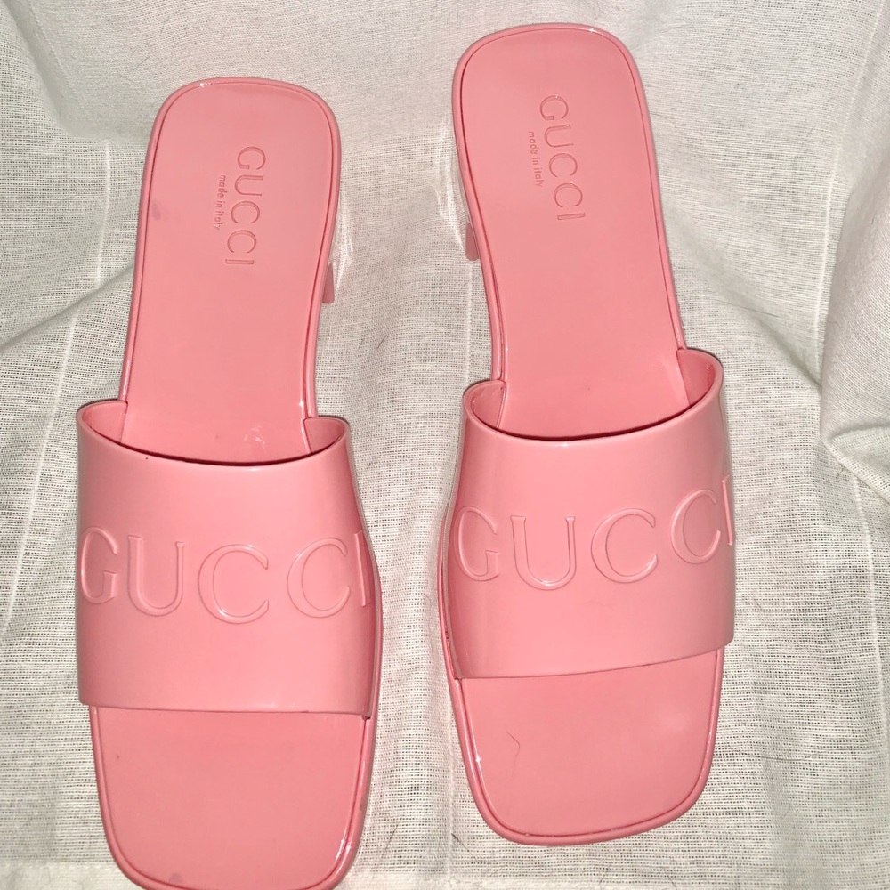 Gucci Rubber Heels (size 39 fit like 8.5
